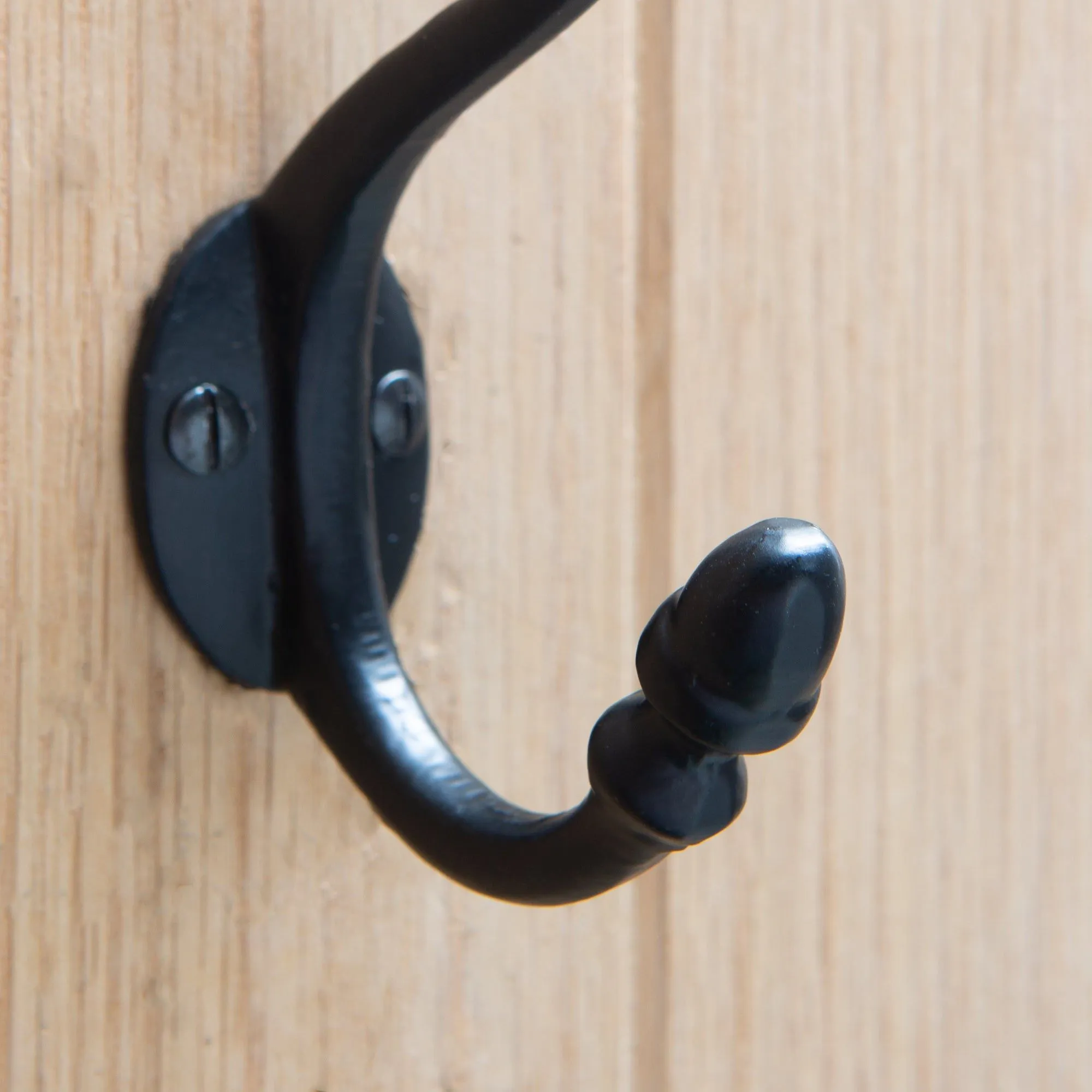 30mm x 135mm Black Antique Deco Hat & Coat Hook - By Hammer & Tongs