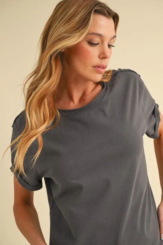Aemi   Co Exposed Seam Round Neck Short Sleeve T-Shirt