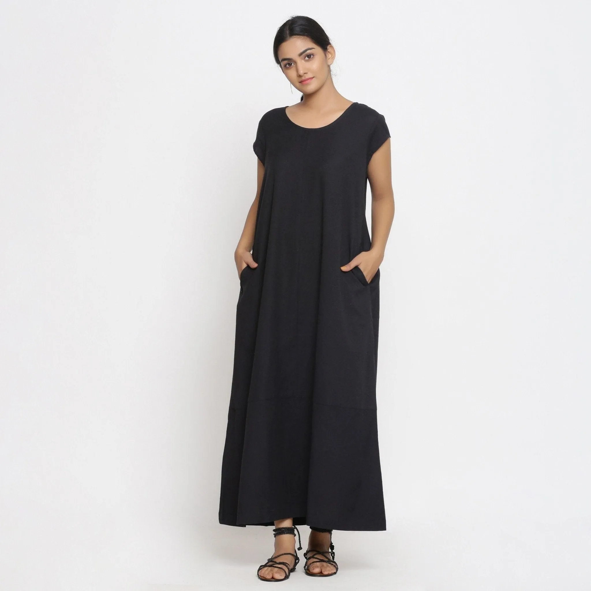 Black Cotton Flax Scoop Neck Paneled Maxi Dress