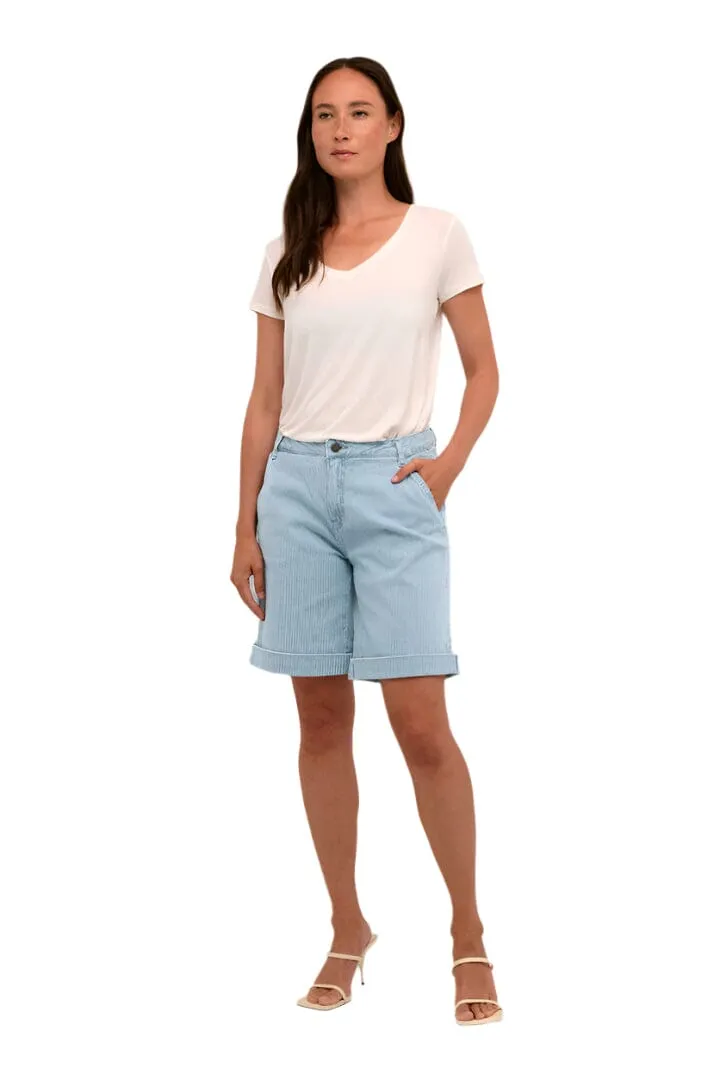 BLUE SHORTS WITH POCKETS