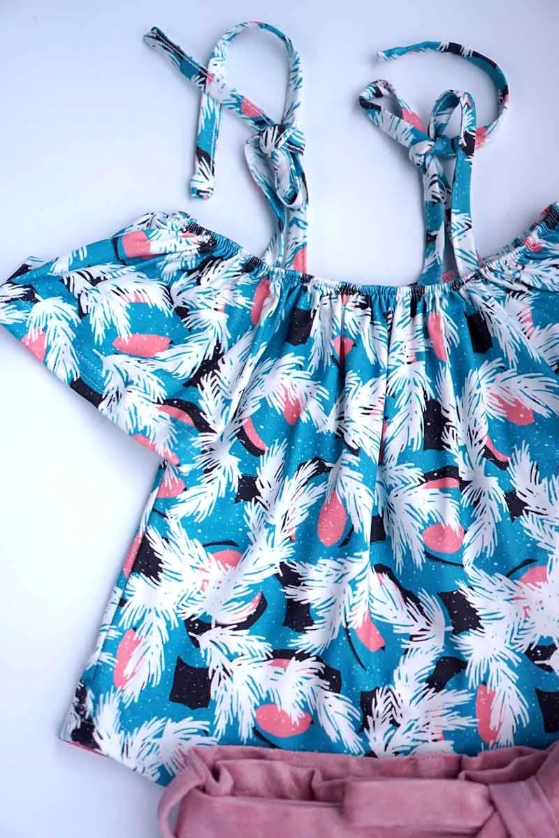 Girls Geometric Feathers 2-Piece Set