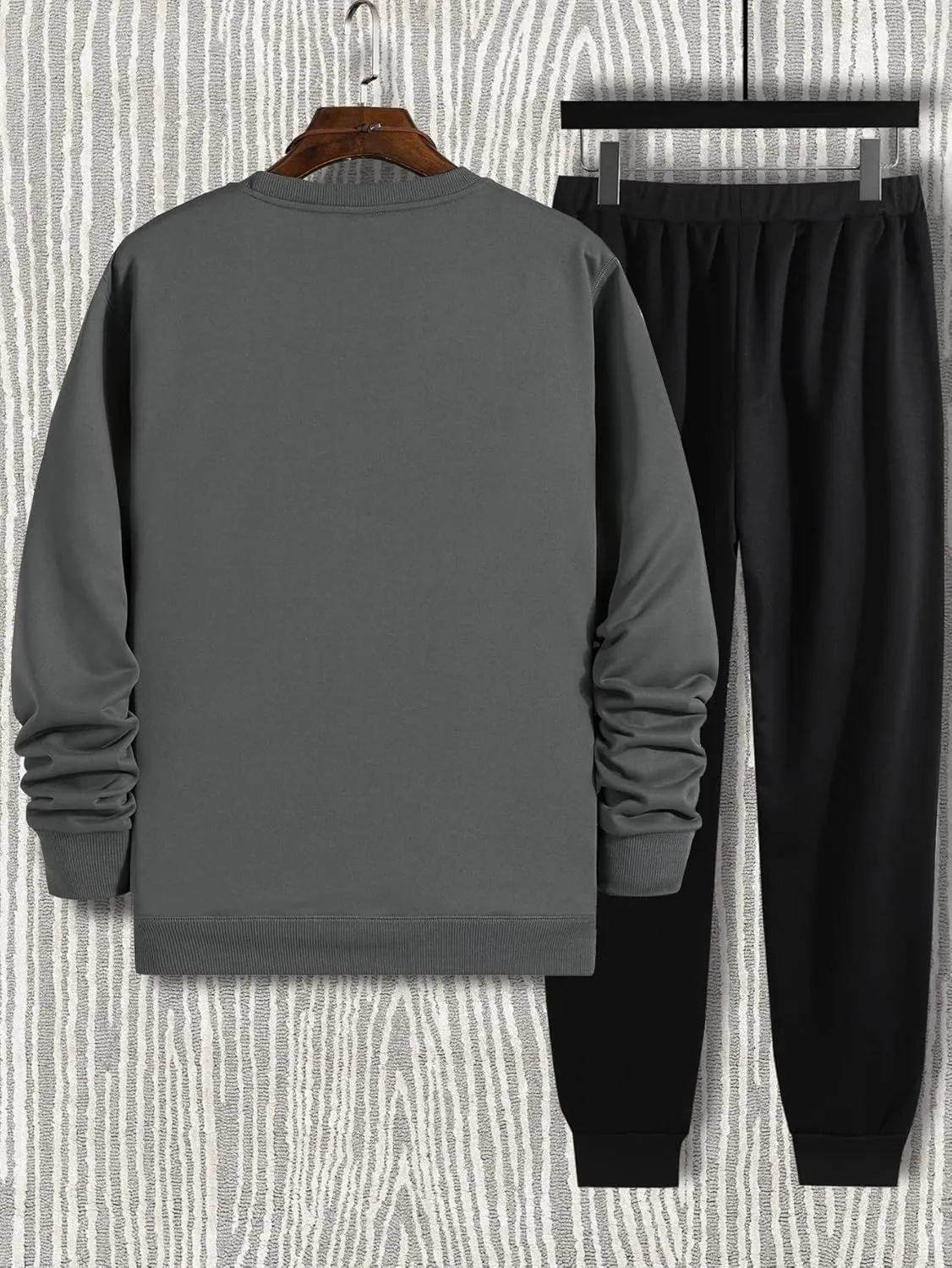 GORGLITTER Men's 2 Piece Outfits Color Block Graphic Thermal Lined Sweatshirt and Sweatpants Tracksuit Set