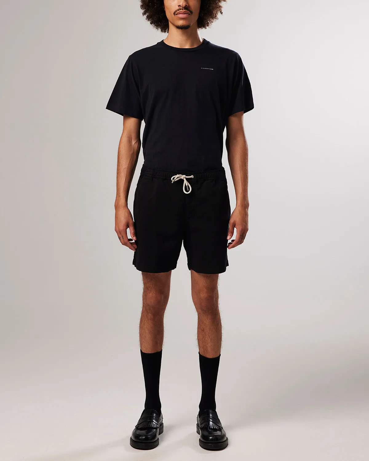 Gregor Short - Black | NN.07