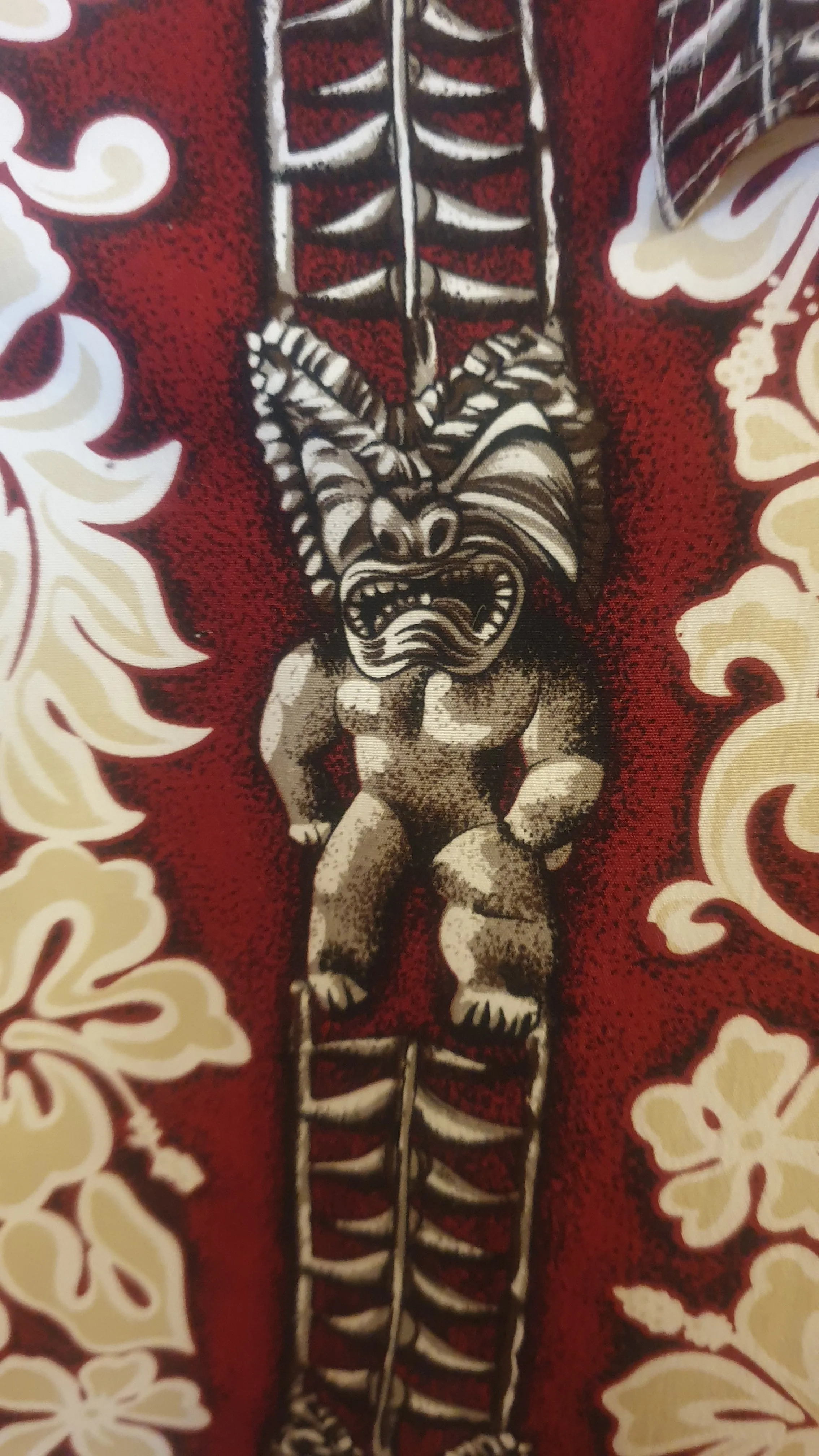 Mens Crimson Tribal Carving Tropical Shirt (Large)