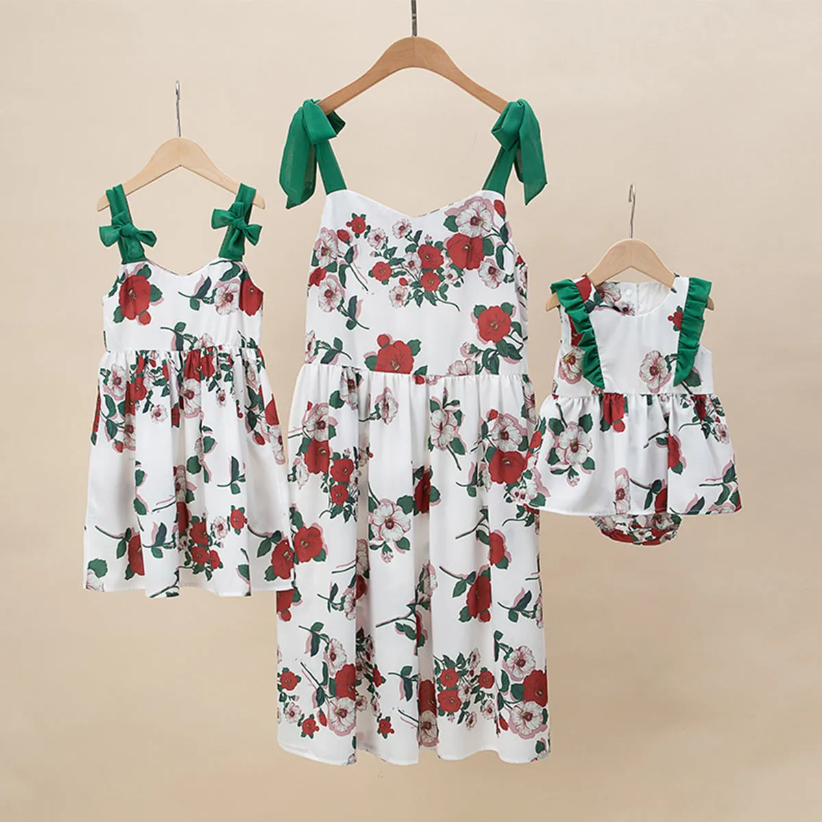 Mommy and Me Floral Printed Dresses Shoulder Straps Bowknot Sleeveless Matching Outfits