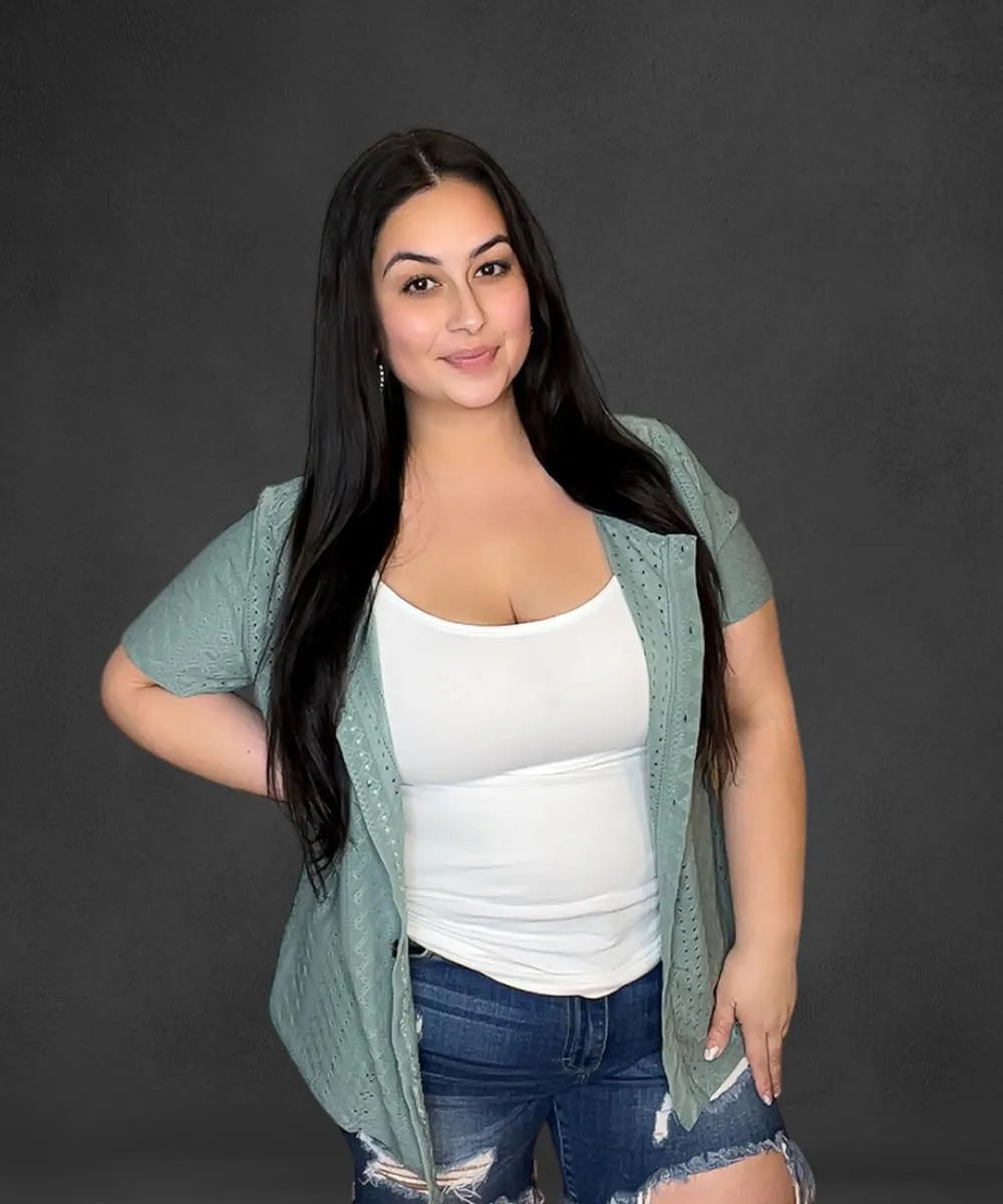 RITERA Plus Size Tops for Women Crewneck Neck with Button Up Short Sleeve Embroidery Henley Tshirt Casual Basic Shirt XL-5XL
