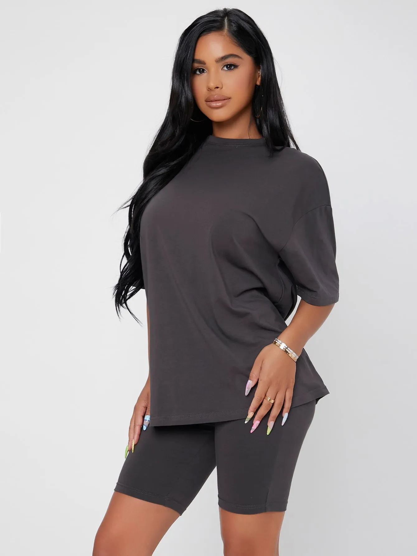 Sporty Plain Short Sleeve Round Neck Women Two-Piece Outfits