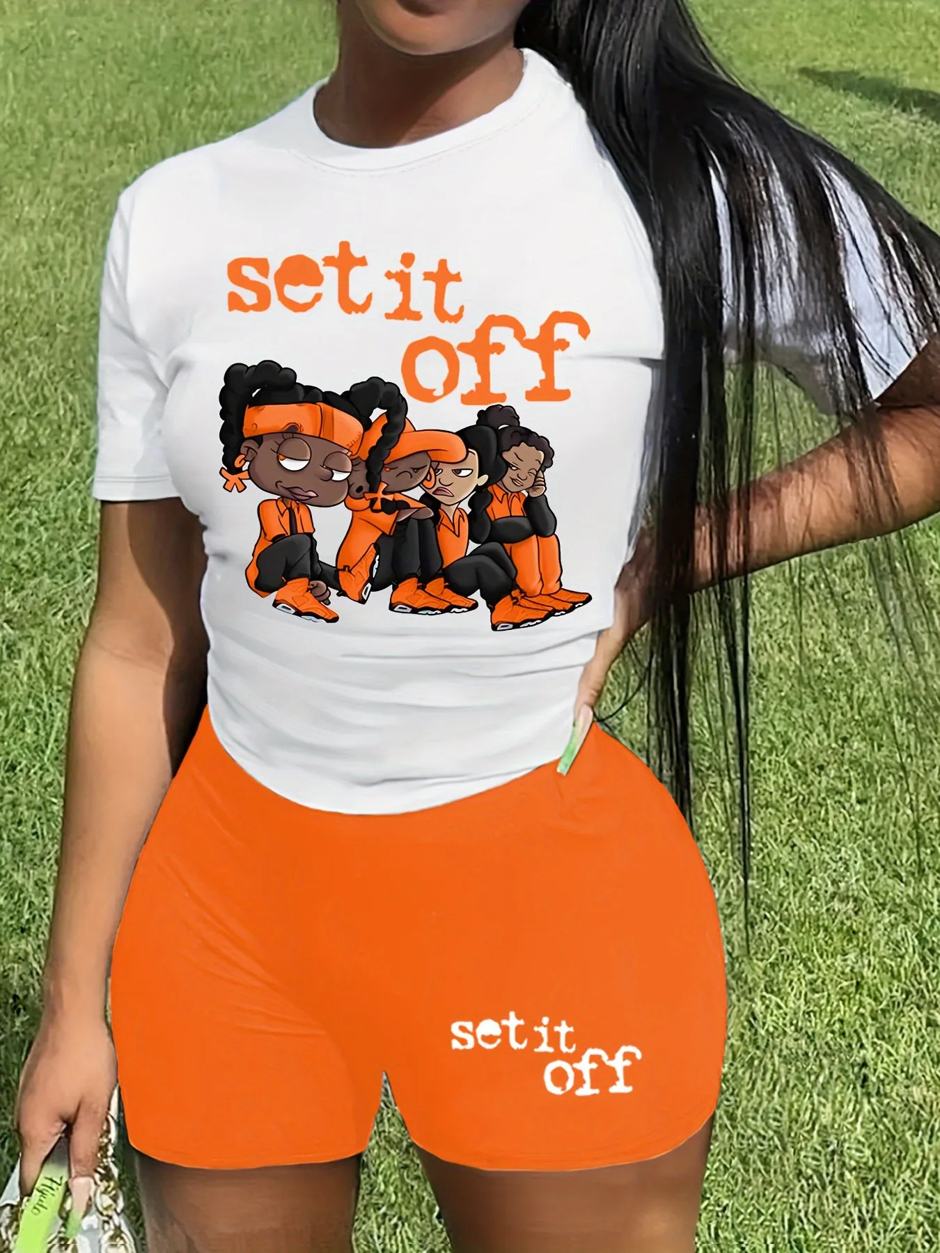 Two-Piece Chic Pantsuit - Women's Casual Crew Neck Tee & Summer Shorts Outfit Set for Warm Days - Comfortable, Relaxed Fit, Short Sleeve, Print Design