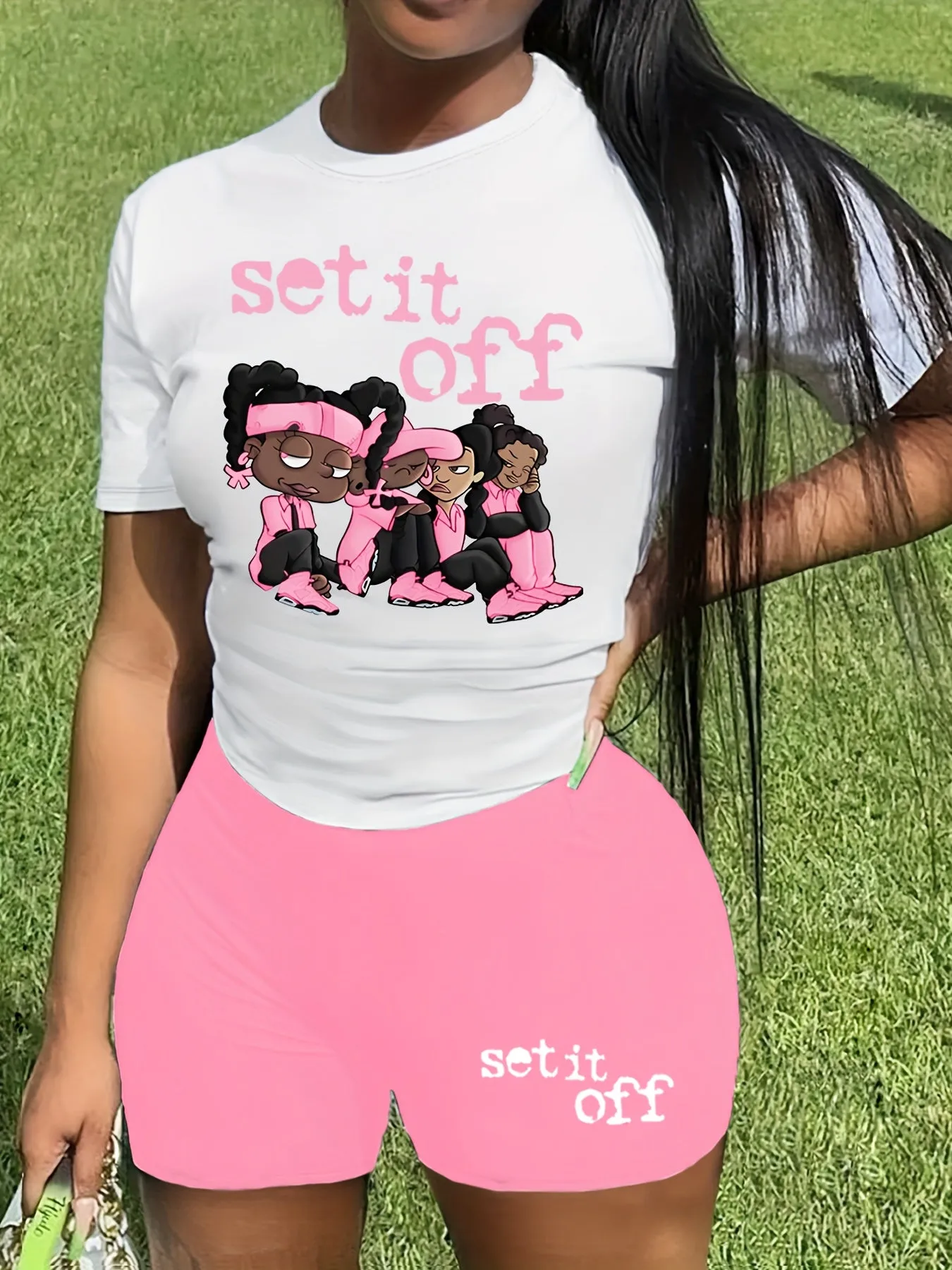 Two-Piece Chic Pantsuit - Women's Casual Crew Neck Tee & Summer Shorts Outfit Set for Warm Days - Comfortable, Relaxed Fit, Short Sleeve, Print Design